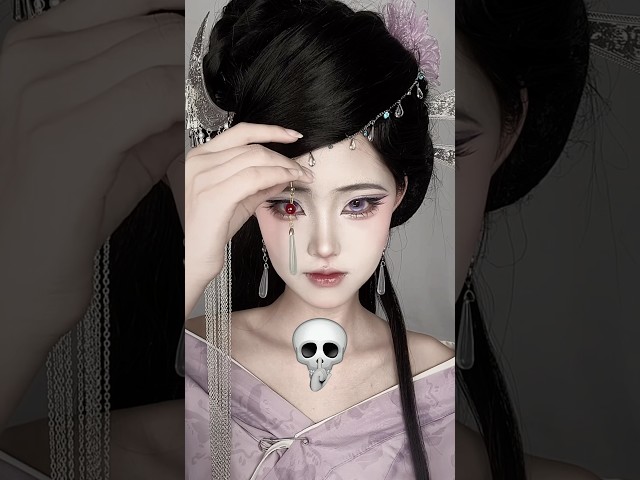 The power of a makeup ☠️💄