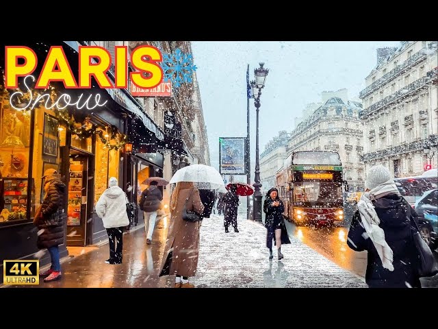 Paris, France 🇫🇷 - 4K PARIS Snow❄️Neige à Paris Hiver | Paris Walk 🎄 With Captions