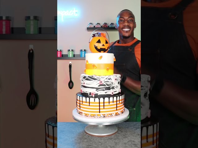 I made a Halloween cake #shorts