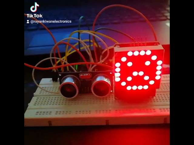 arduino smiley and sad face using ultrasonic #smile #sad #arduino #programming #coding #viral #ريان