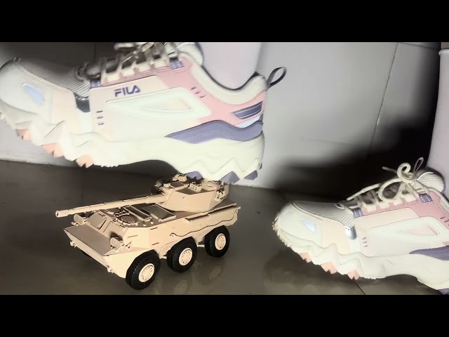 FILA shoes walk over #踩踏 #shoes #crushing 