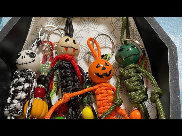 Halloween macrame keychain #diys 