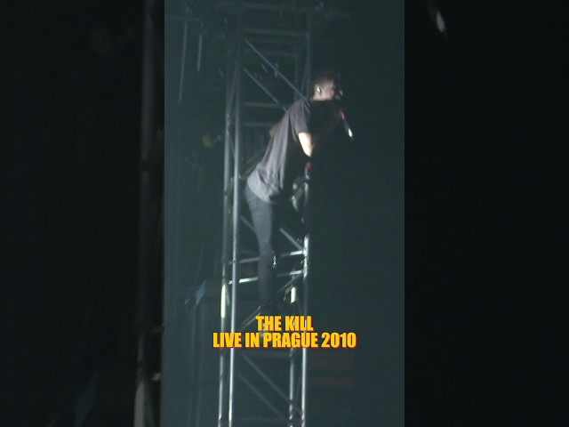 When the lead singer is a professional climber✅The Kill - live in Prague, 2010. 🇨🇿Who was there??