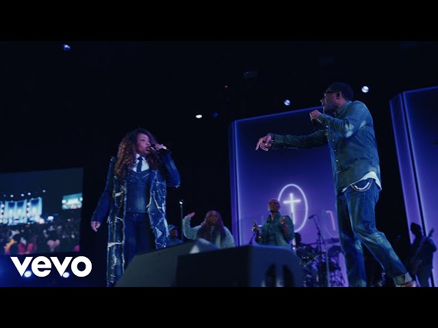 Break Every Chain / Power In The Blood / Jesus, I'll Never Forget (Live)