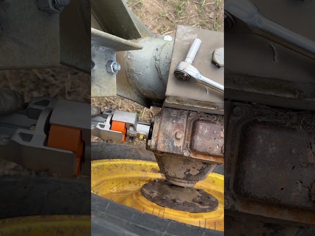 Bad gearbox. #agriculture #farm #farming