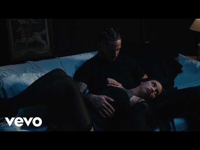 ROA - REINA (Official Video)