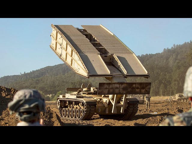 M60A1 AVLB Can Deploy a 60ft(18m) Bridge in 3 min | M60A1 in Action