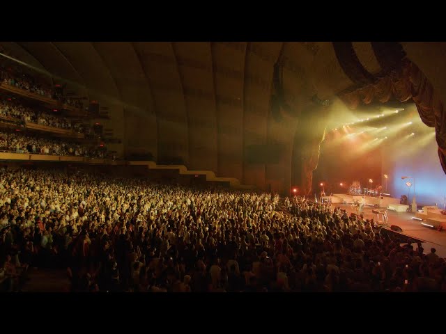 Bleachers - Everybody Lost Somebody / Goodmorning (Live at Radio City Music Hall)