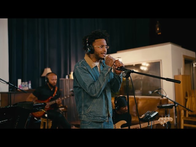 CHiNO - All Alone (Live Performance)