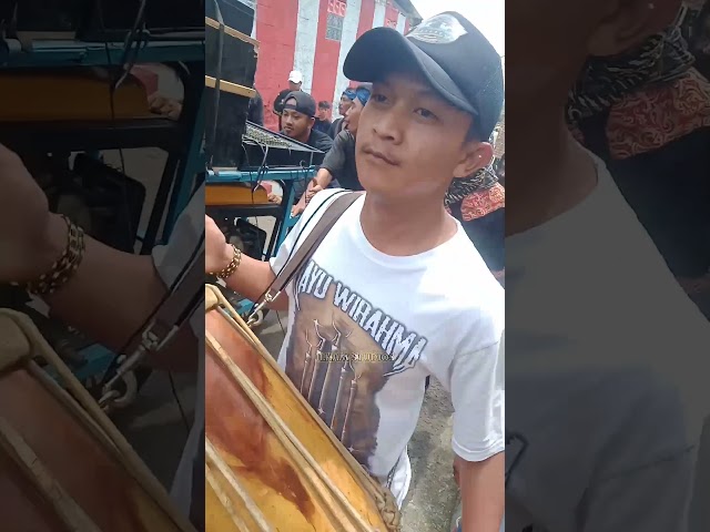 MANG RIED KAUL NGENDANGAN GUYSSS...