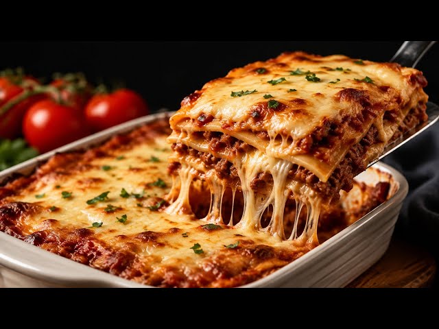  Hungry but Don’t Know What to Make? Make This Cheesy Lasagna! 🧀