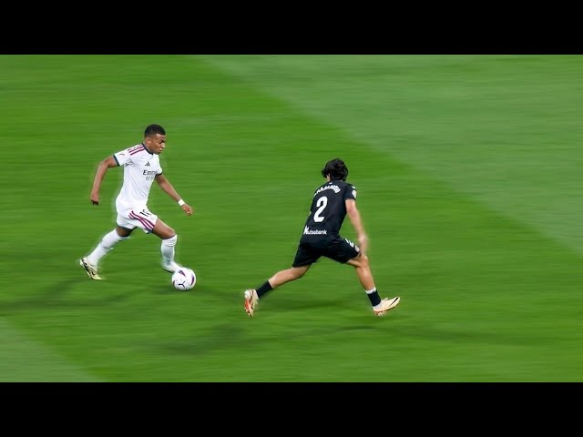 This Kylian Mbappe Speed is Actually UNFAIR⚡