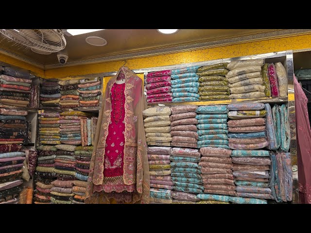 ✨️আগামীকাল রোজ শুক্রবার পূজার উপলক্ষে আমাদের পাকিস্তানি শোরুমে থাকবে ধামাকা অফার🎉🌺