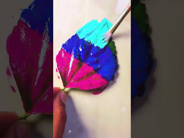 "What a Brilliant Idea 😍 Painting With Leaf 🌿 Stunning Nature Art #Art #Painting #Leaves.
