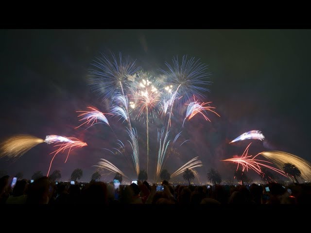 Part(1 of 12) 2019.11.03 大阪湾水上芸術花火「QUEEN SUPER FIREWORKS～夜空のラプソディ～」"Breakthru"