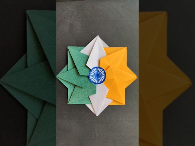 Indian Tricolor Badge #origamicraft #origamiflower #tricolourflag