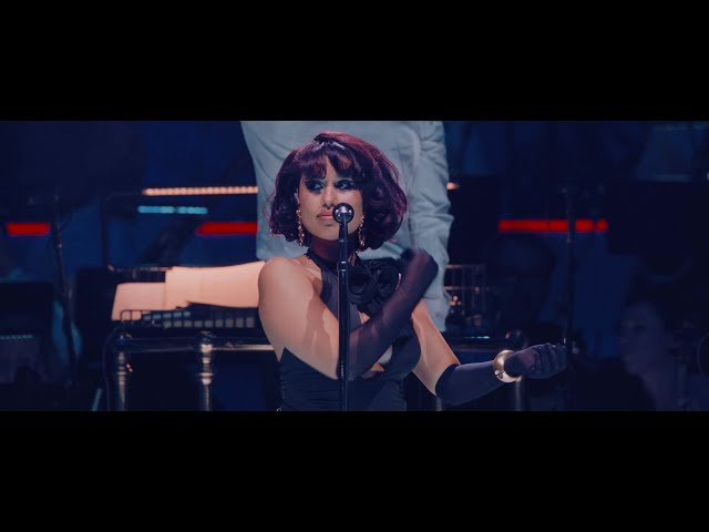 RAYE - Escapism. (Live at The Royal Albert Hall)