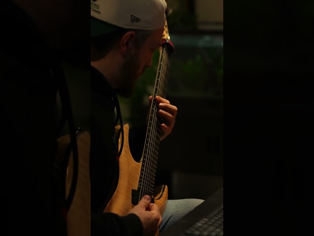One Guitar creating 50 Different Tones!