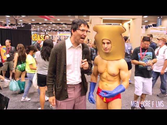 Trolling Cosplayers at Comic-Con 2014 (with Yeshmin Blechin)