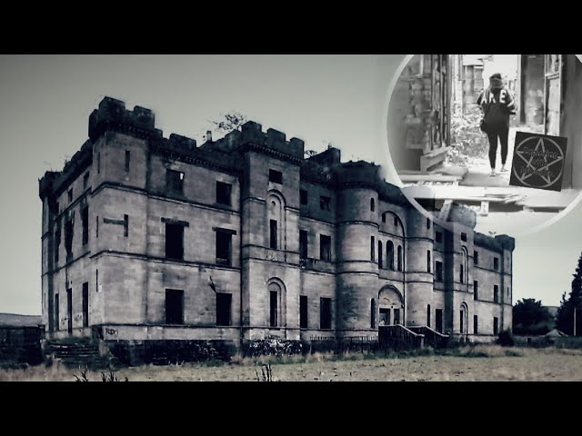 Abandoned Castle, Scotland 🏴󠁧󠁢󠁳󠁣󠁴󠁿