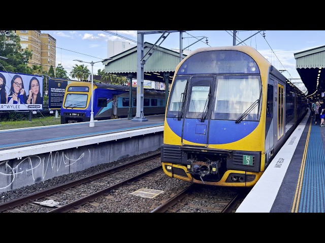 OSCAR H3 Arrives Strathfield Whilst Xplorer 2504 Prepares To Depart - Transport Heritage Expo Oct24
