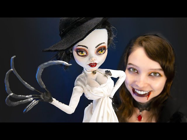 DIY Lady Dimitrescu From Resident Evil Village
