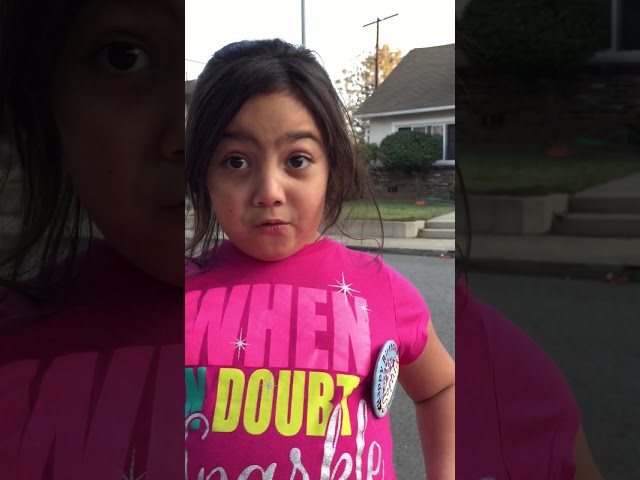 Tio Ronald’s scared of the poop!!