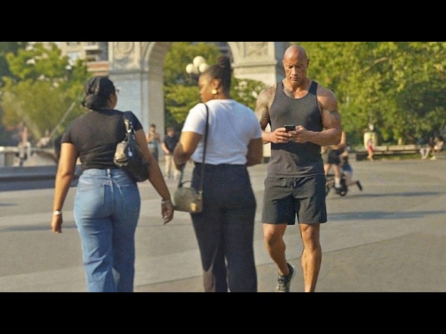 Celebrities Going Completely Unrecognized in Public!