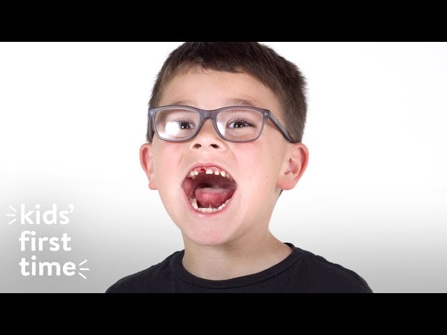 Kids Lose Their Tooth for the First Time | Kid's First Time | HiHo Kids