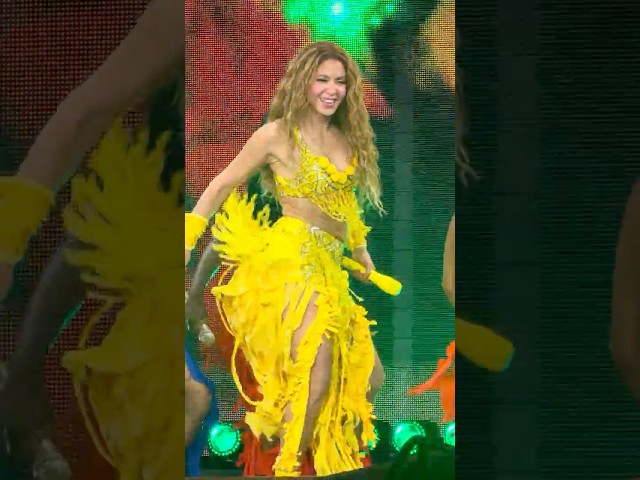 Shakira performs Dai Dai in Atlantic City! (LMYNL Tour in Atlantic City, 7-25-26) (4K HDR, HQ AUDIO)