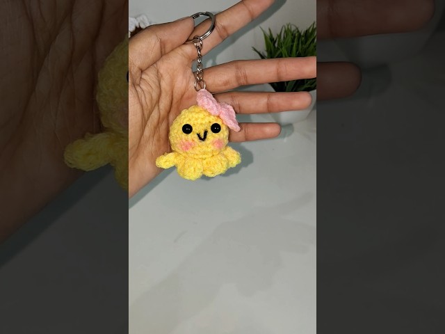 😍 Mini octopus crochet 🐙 absolute beginner keychain #crochet #beginner #easy