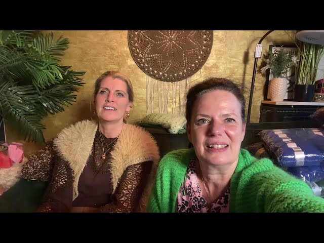 #3899 Coffee chat and tea talk at #MAAKHETMETMIRANDA