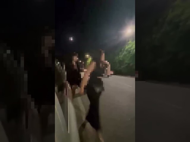 Taormina, auto piomba sui pedoni dopo una rissa davanti a una discoteca