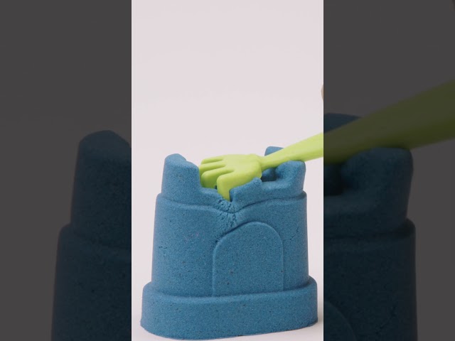 Castle Squishing and Reverse Smush #KineticSand #Shorts
