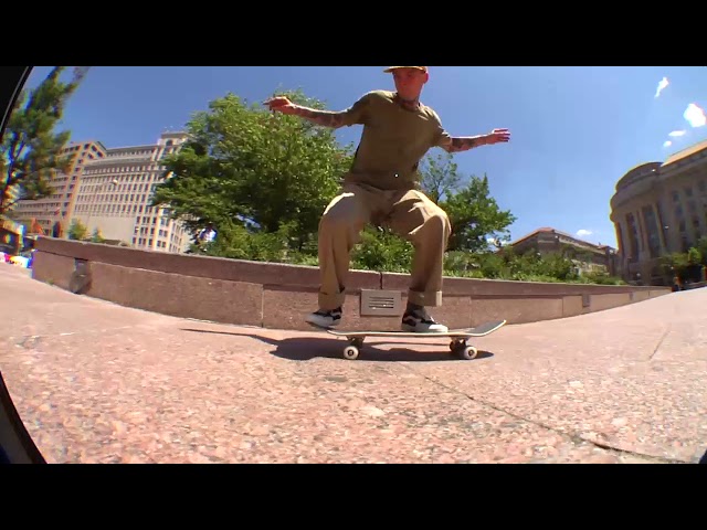 Gilbert Crockett - Quasi - 'Mother' Video