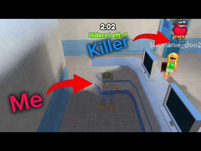 Playing the funniest games on roblox 🤣