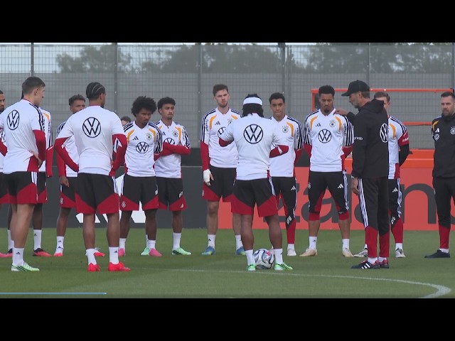 “Listen up!” Klopp takes command of Germany