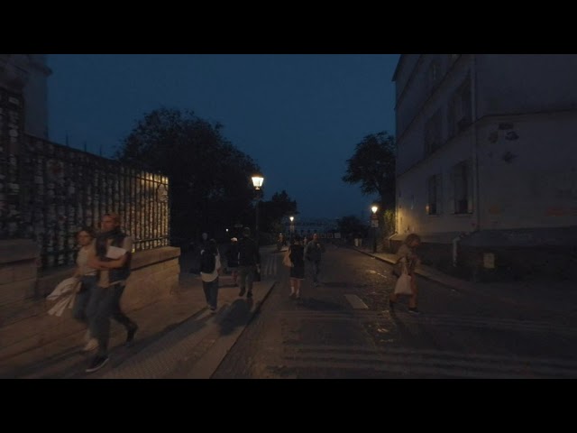 Paris Tourism - Montmartre and the Sacré Coeur by night - VR180