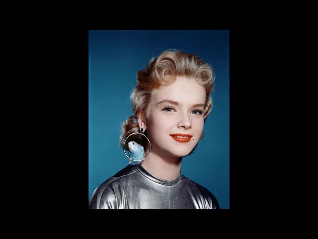 Top 17 Blonde Bombshells in the 1950s