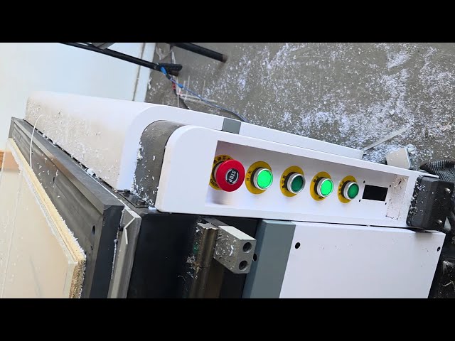 Cutting 4mm acrylic sheet on a CNC router using a 6mm 2-flute end mill  In this video
