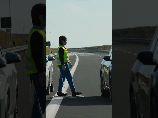 Emergency Braking In The New BMW iX3 And 7 Series