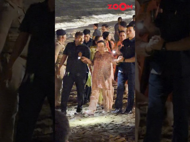 Nita Ambani's mother arrives for Antiliacha Raja's Ganpati Visarjan #shorts #nitaambani