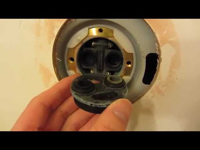 Kohler Shower Repair in HD Part 1 - Detailed View of Fixture Problems