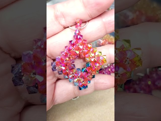 Reversible Pendant #crystals #charmaccessories #jewelry #diy #jewelrymaking #beads
