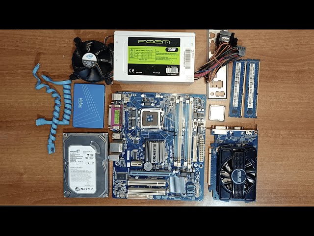 Core 2 Quad Q9400 + GeForce GT420 Gaming PC Build! #11