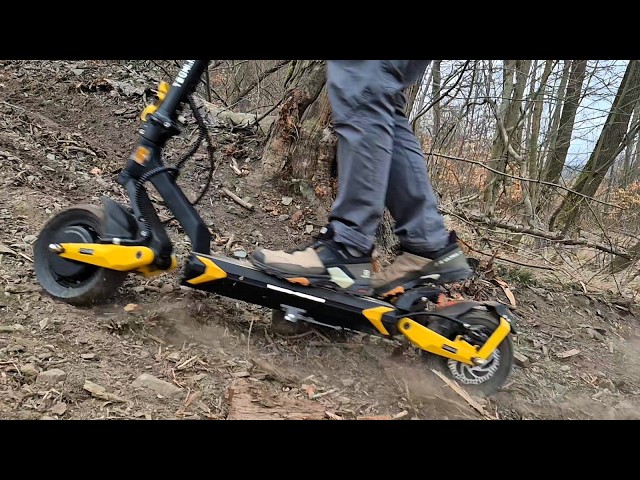 Lambo na małych kółeczkach. Hulajnogi elektryczne Techlife Q3, Q5 i Q7. Za dużo mocy?