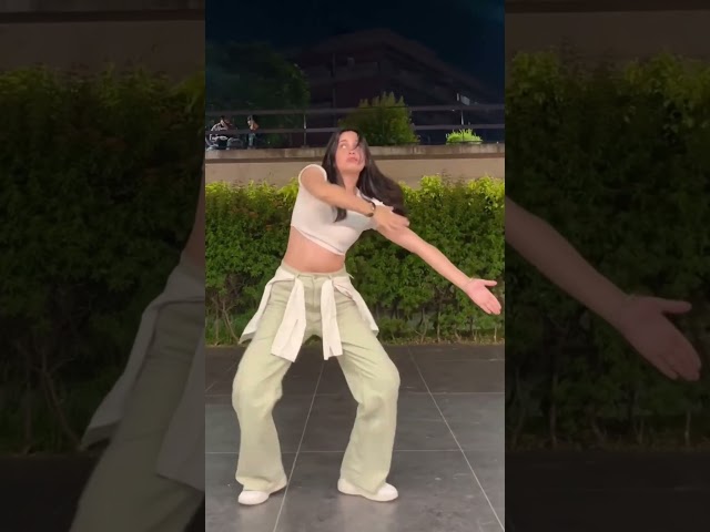 🤍⚡