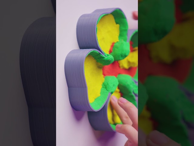 Rainbow Four Leaf Clover! #KineticSand #Shorts