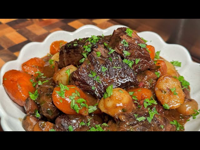 Bœuf à la Bourguignon. The Heartiest French Stew! 🇫🇷