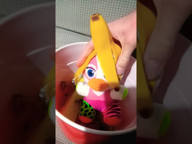 FNaF Shorts #212 Glamrock Chica Lobes Garbage 🗑️